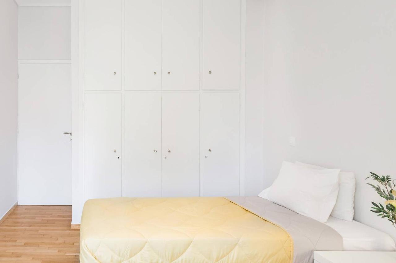 Koukaki Apartment With A Sunny Balcony, Near The Acropolis Athènes Extérieur photo